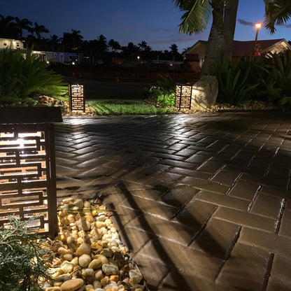RadiantLight Polynesian Landscape Light - Garden Light at night