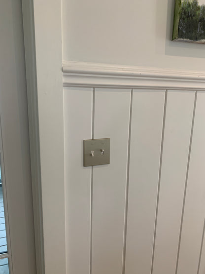 CleanPlate Classic Wall Plate in Midcentury Gold | Light switches
