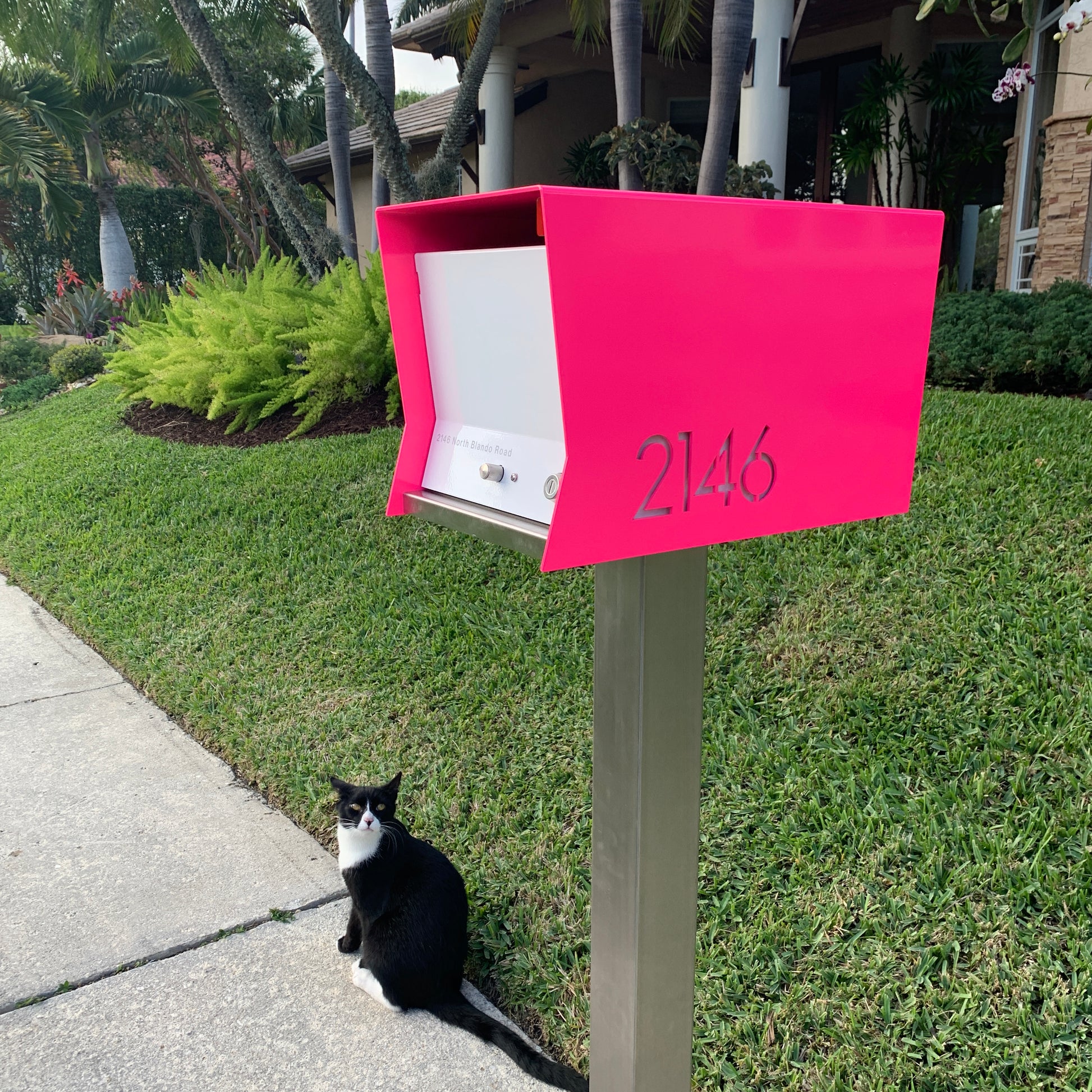 The Original RetroBox in CUSTOM COLORS - Modern Mailbox pink and white