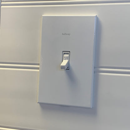 CleanPlate Classic Wall Plate in Contemporary White | Light switches