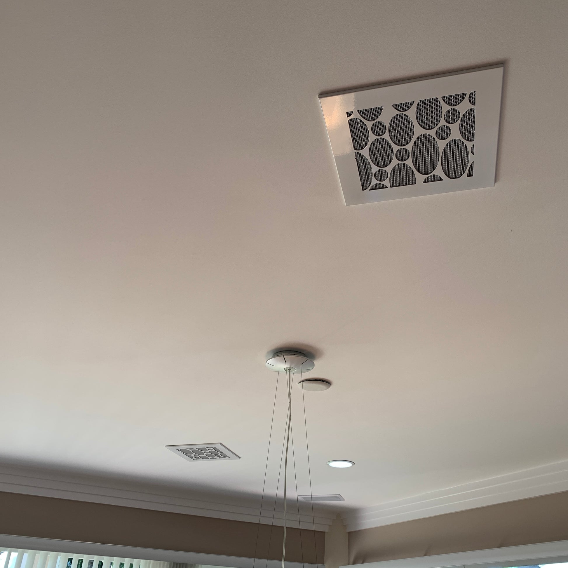 AC ceiling vent - CleanVent Ellipse Pattern