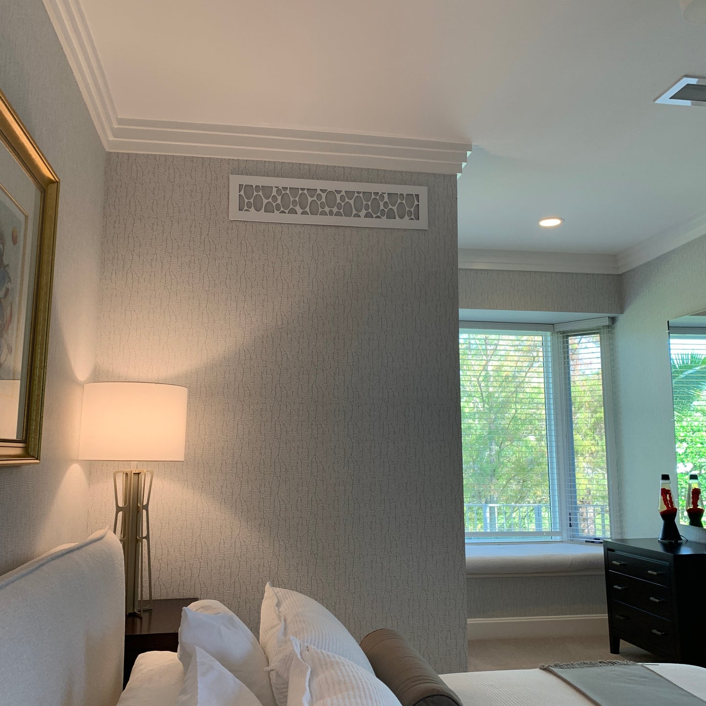 AC ceiling vent - CleanVent Ellipse Pattern