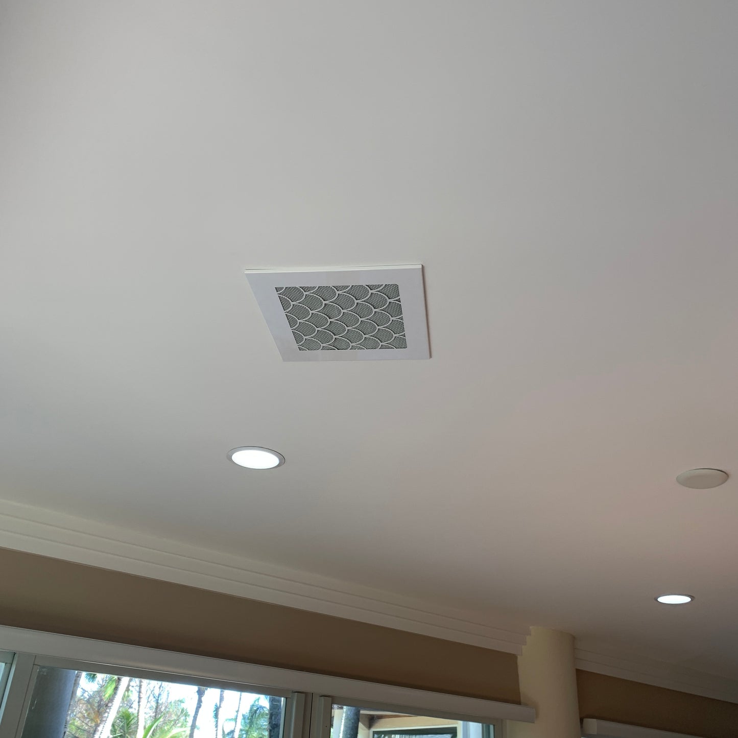 AC ceiling vent - CleanVent Scallop Pattern
