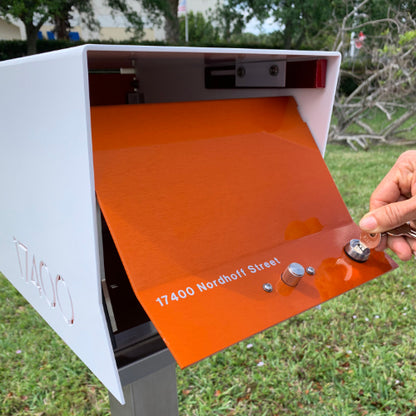 Retrobox / UpTown Box  Optional Locking Kit